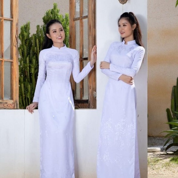 áo dài trắng xanh